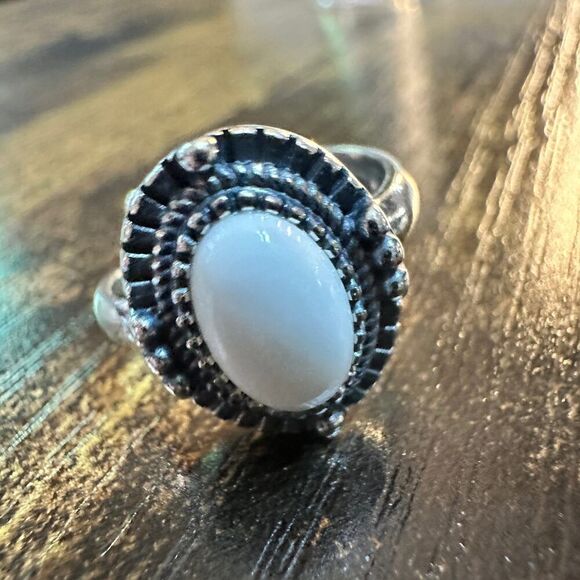 Boho Native American Radiant White Agate‎ Statement Ring, Sterling Silver, Gift - Picture 5 of 10